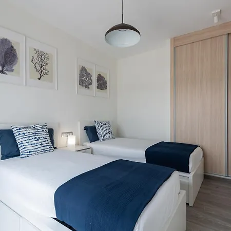 Homeforguest Flat With Large Terrace In Modern Residential Complex With Swimming Pool Апартаменты Калета-де-Фусте