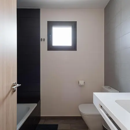 Apartman Homeforguest Flat With Large Terrace In Modern Residential Complex With Swimming Pool *