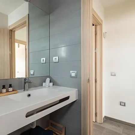 Homeforguest Flat With Large Terrace In Modern Residential Complex With Swimming Pool Caleta De Fuste